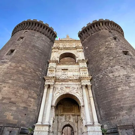 Oda ve Kahvaltı La Bella Napoli