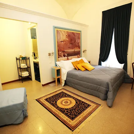 Bed & Breakfast La Bella Naples