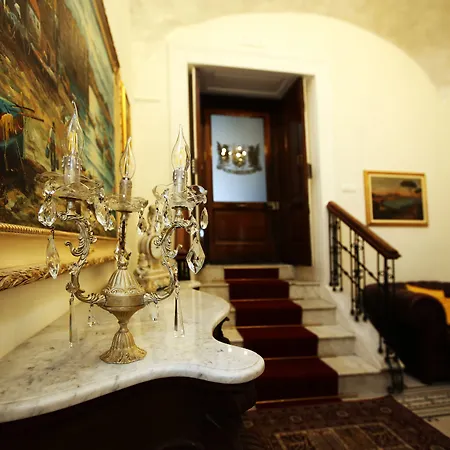 Bed & Breakfast La Bella 4*