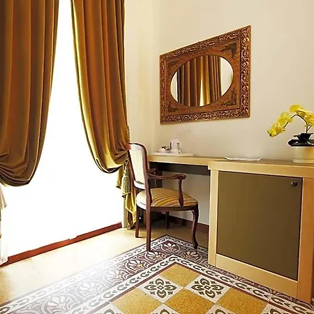 La Bella 4* Napoli