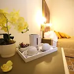 La Bella Bed & Breakfast
